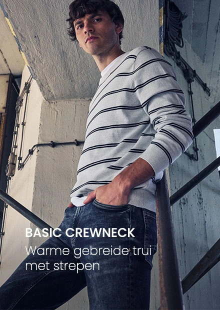 Basic Crewneck